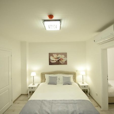 Apartmani Grand Hertz Belgrade Exterior photo